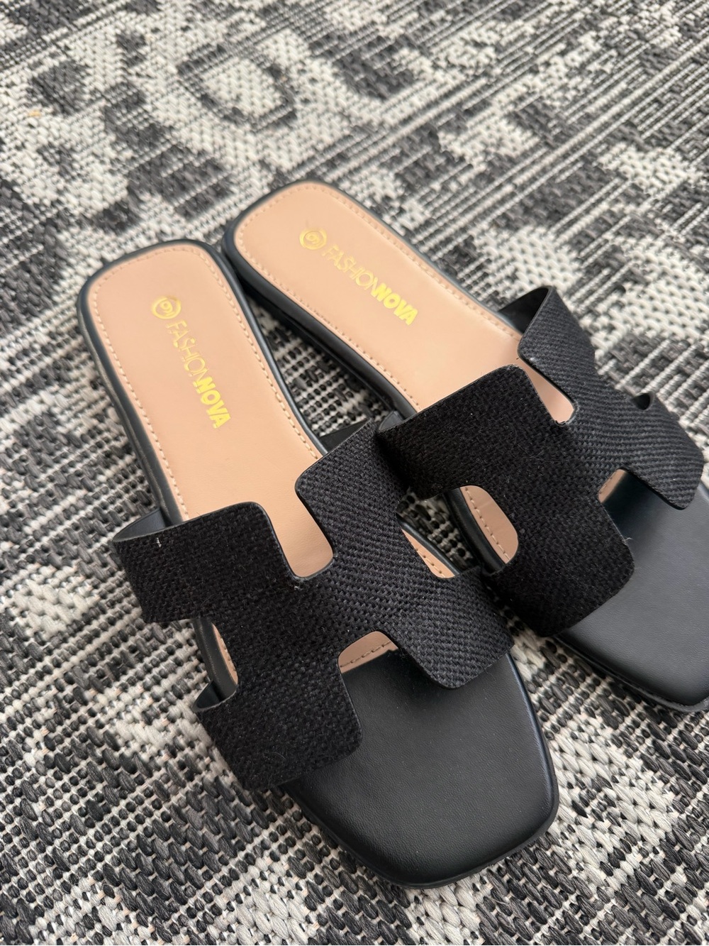 Fashion Nova Black Textured Slide Sandals
